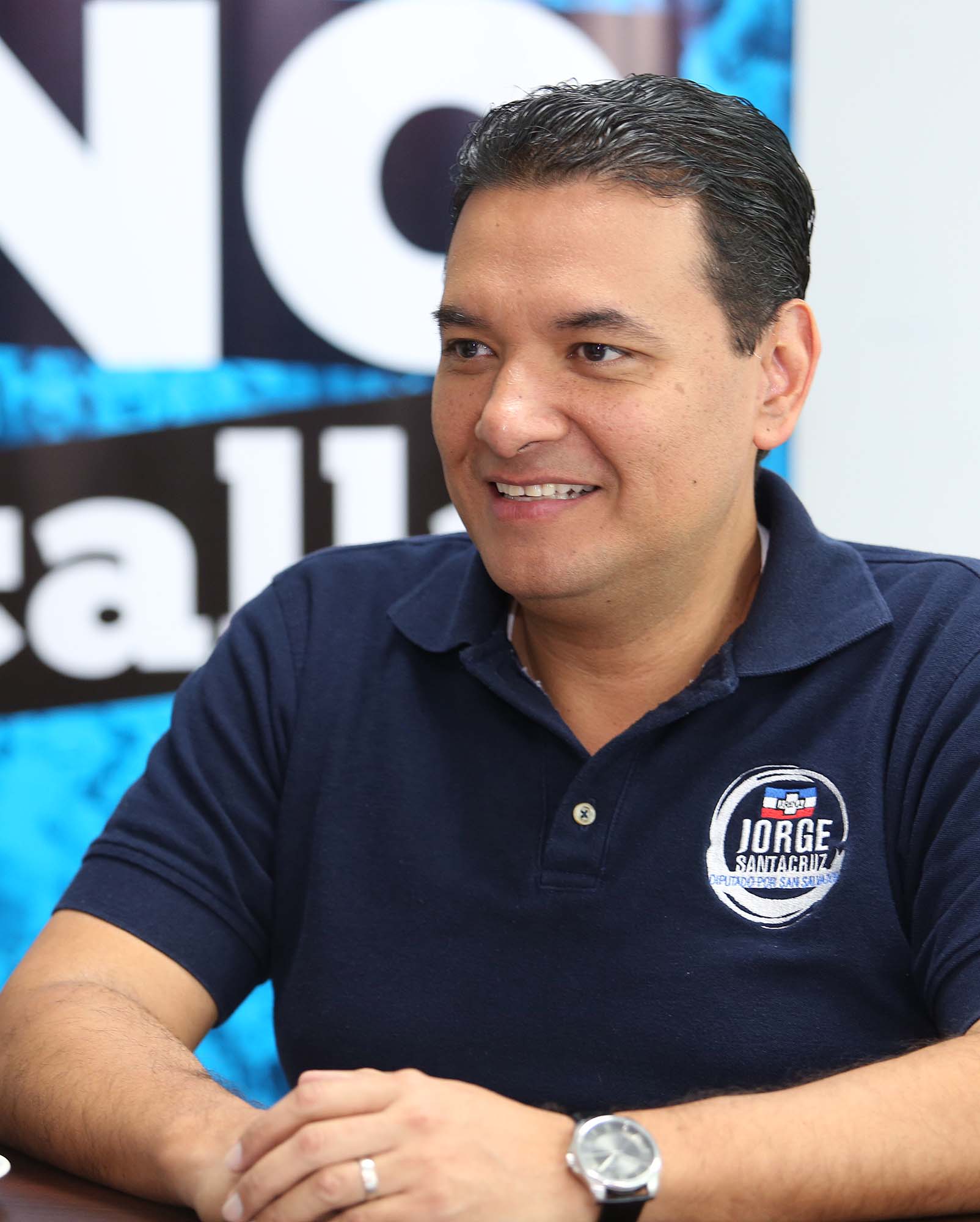 Jorge Santacruz candidato a diputado Votar por bandera es