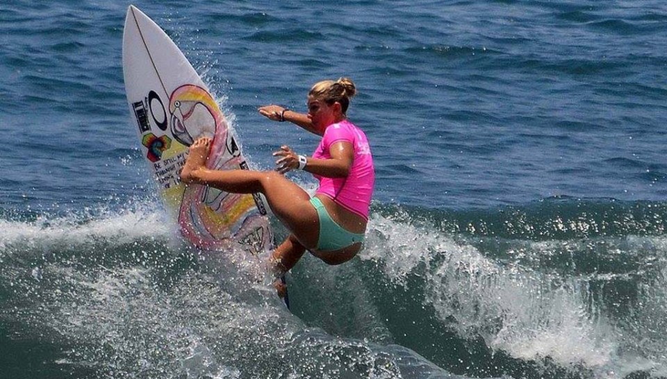 Sage Erickson conquista la Copa Mundial Femenina de Surf Diario1