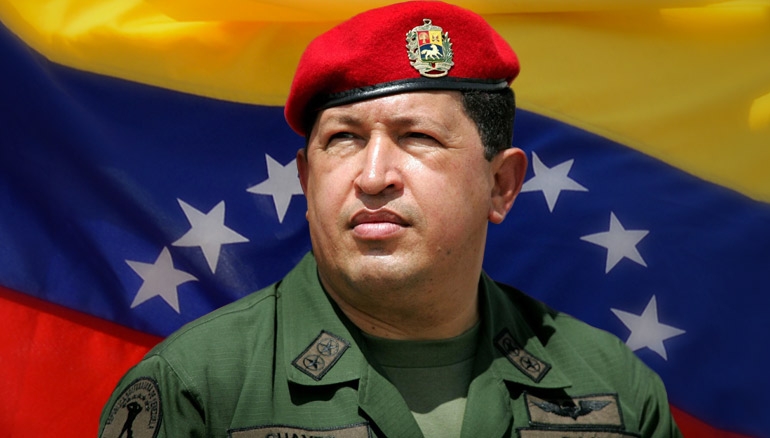 El fallecido presidente de Venezuela, Hugo Chávez, con quien comenzó el consorcio para instalar las empresas Alba en el país.