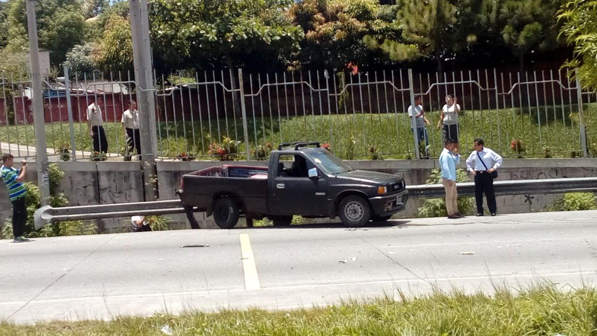 Aparatoso Accidente Deja Cinco Lesionados Frente A Centro Comercial En