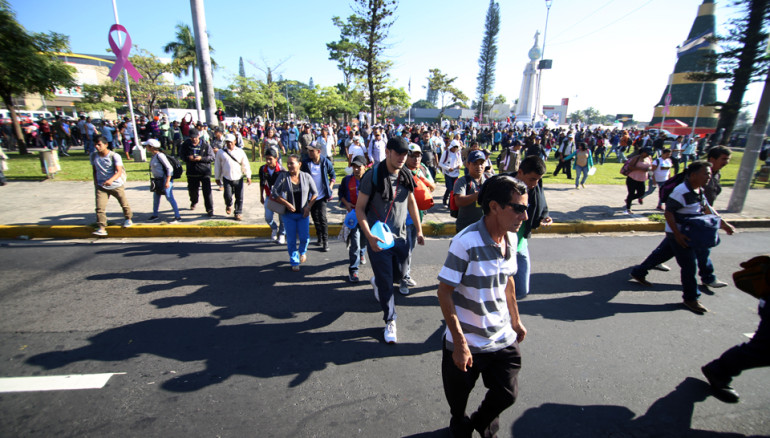 Abandonan viaje 268 salvadore os de caravana de migrantes