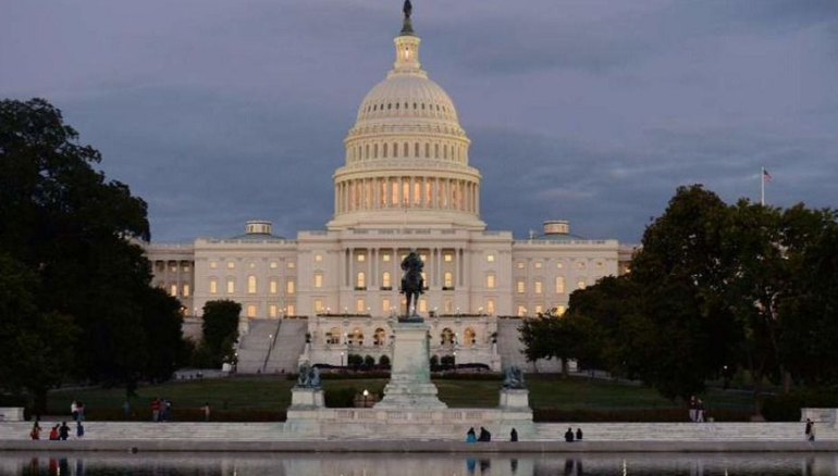 Fachada del Capitolio, edificio que alberga las dos Cámaras del Congreso de los Estados Unidos. /FOTO: EFE