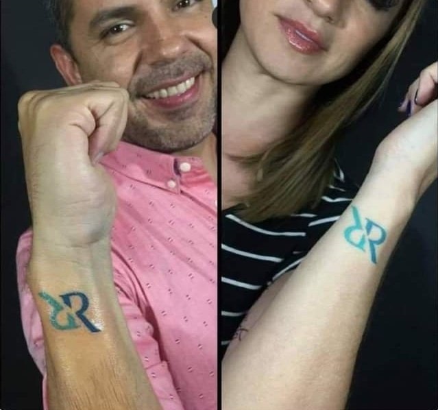 Roberto Acosta y Raquel Vargas comparten tatuaje desde el 2018.