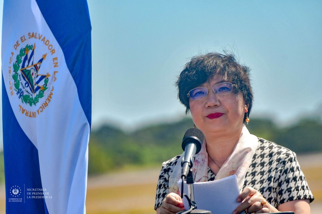 Embajadora de República Popular de Chin, Ou Jianhong. Foto: Secretaría de Prensa de la Presidencia. 