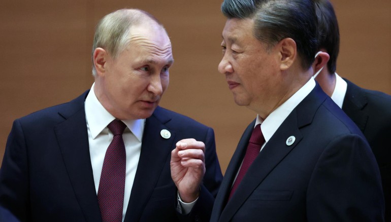 Los líderes ruso, Vladimir Putin, y chino, Xi Jinping, en septiembre de 2022 en Uzbekistan. EFE/EPA/SERGEI BOBYLEV/SPUTNIK/KREMLIN