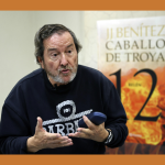 El escritor español Juan José Benítez, más conocido como J. J. Benítez, habla durante una entrevista con EFE el 30 de mayo de 2023 en Bogotá (Colombia). EFE/Mauricio Dueñas Castañeda