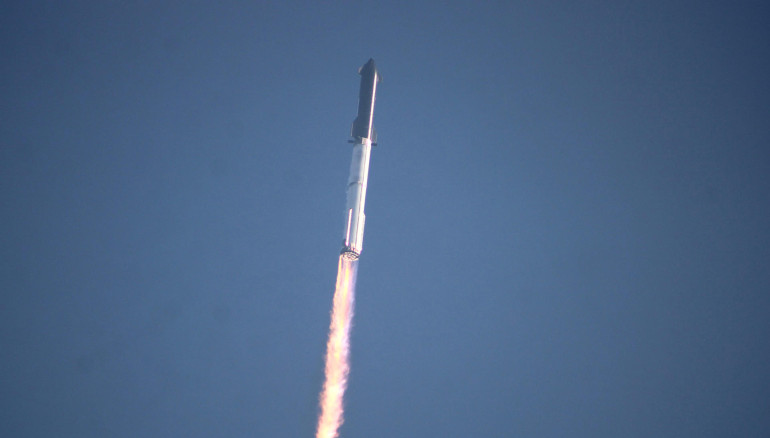 Fotografía de archivo que muestra el despegue del cohete Starship /EFE/Abrahan Pineda-Jacome.
