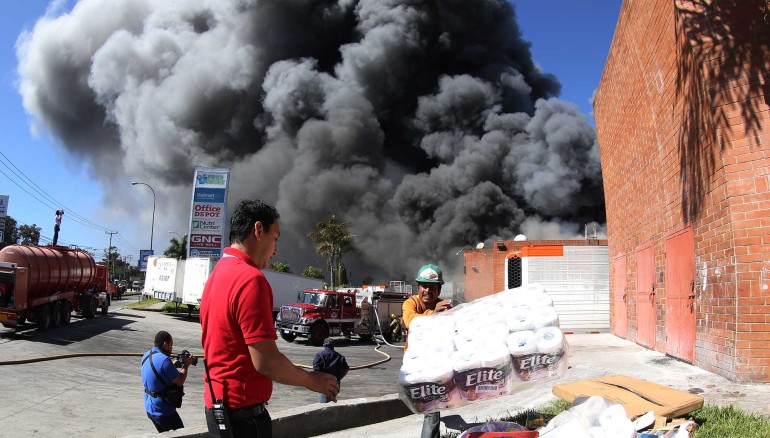 Agencia de EEUU ayudará a establecer causas de incendio en Las Cascadas |