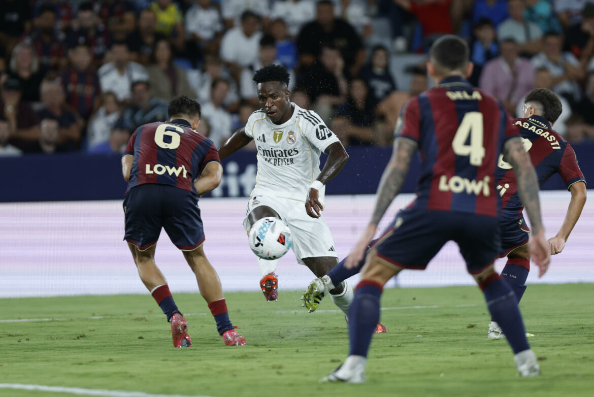 Mbappé y Vinícius sentencian al Levante en el estreno goleador de ...